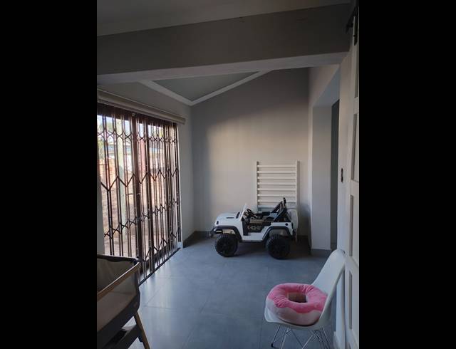 3 BEDROOM FREESTANDING FOR SALE IN BAKERTON